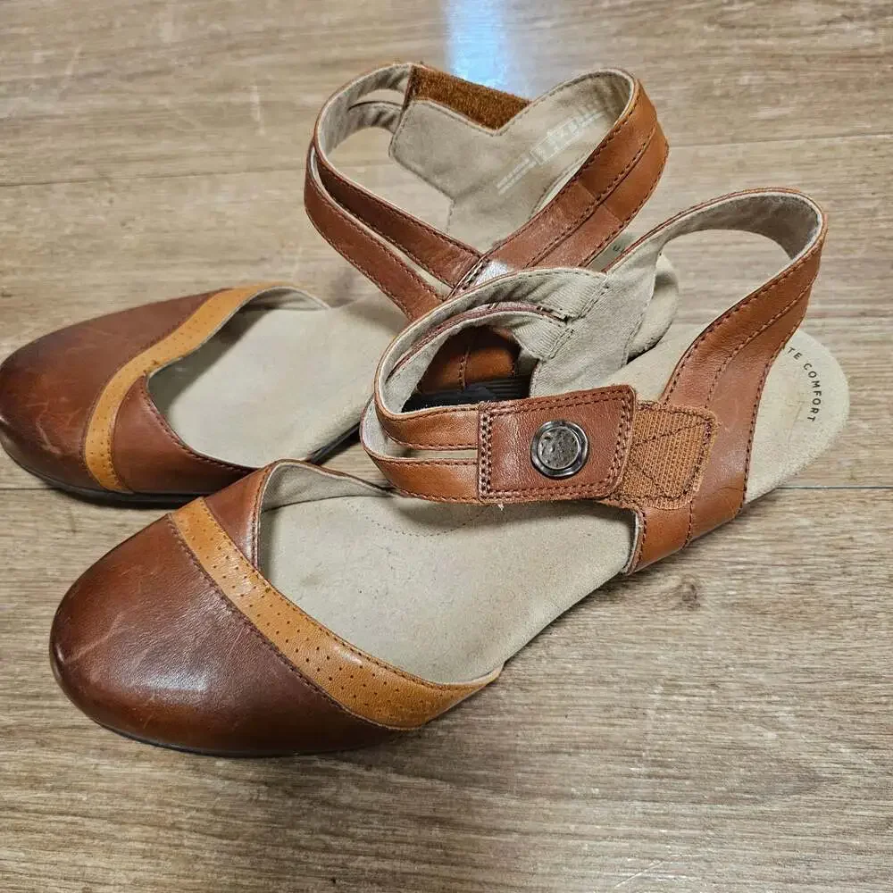 Clarks Collection Womens 10 M Brown Leather Mary Jane Comfort Heel Shoes